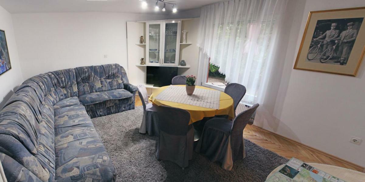 Apartma As Lesce  Buitenkant foto